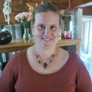 Meet your Posher, Stacy